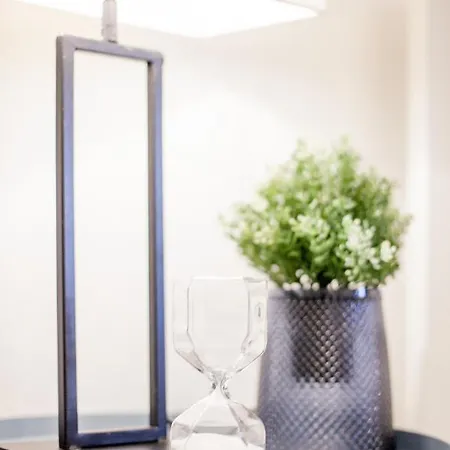 Centerapartment, Wifi, Smarttv, Full Kitchen, Netflix, Pottbude In Apartament *