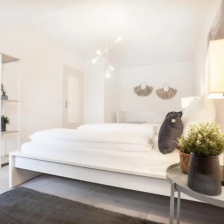 Centerapartment, Wifi, Smarttv, Full Kitchen, Netflix, Pottbude In Apartment